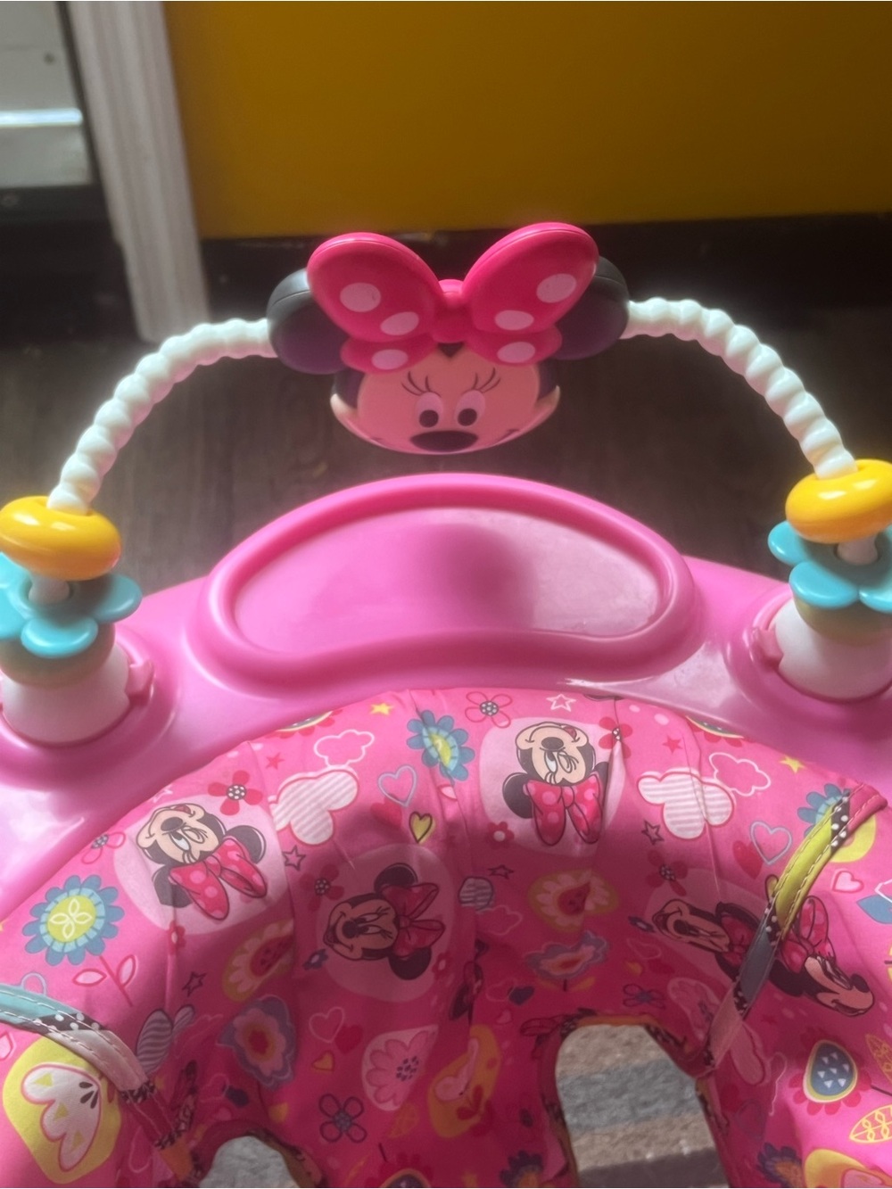 Minnie Mouse Baby Bouncer 6-12 months - Picture 6 of 7